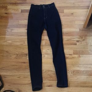 Super high waisted jeans